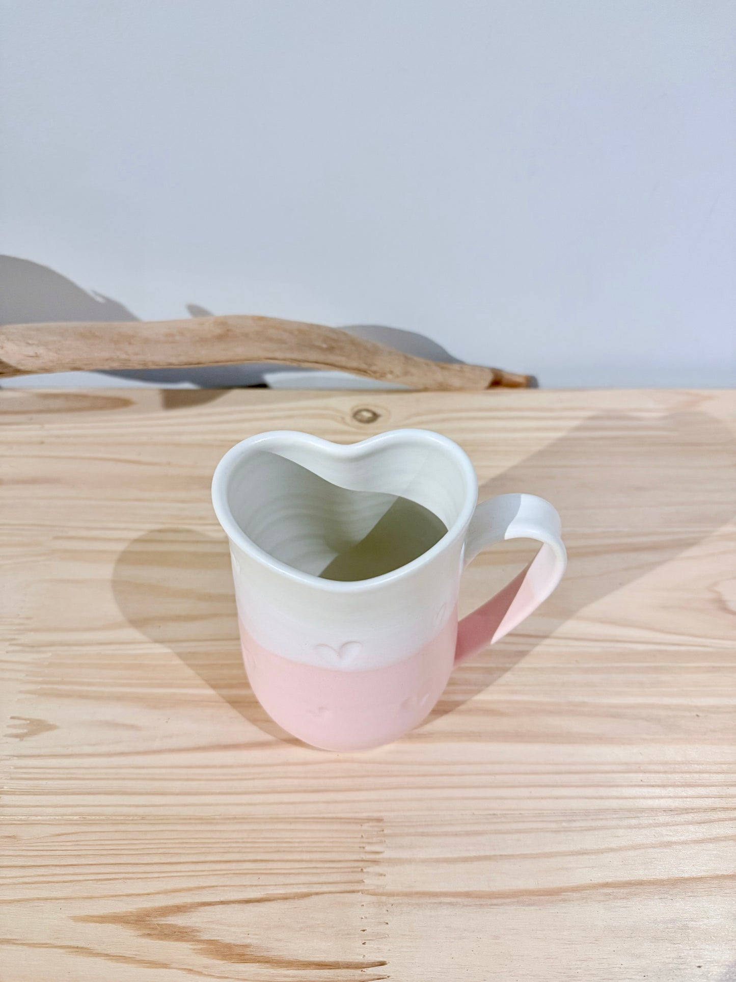 Heart Mug Pink (Right-handed)