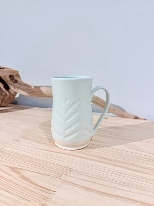 Carved Mug/ Light green/ Monstera